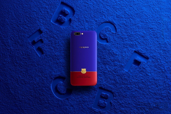 图2：OPPO R11巴萨限量版.jpg